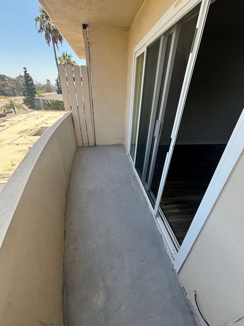 San Diego Apartment: 5722 University Avenue