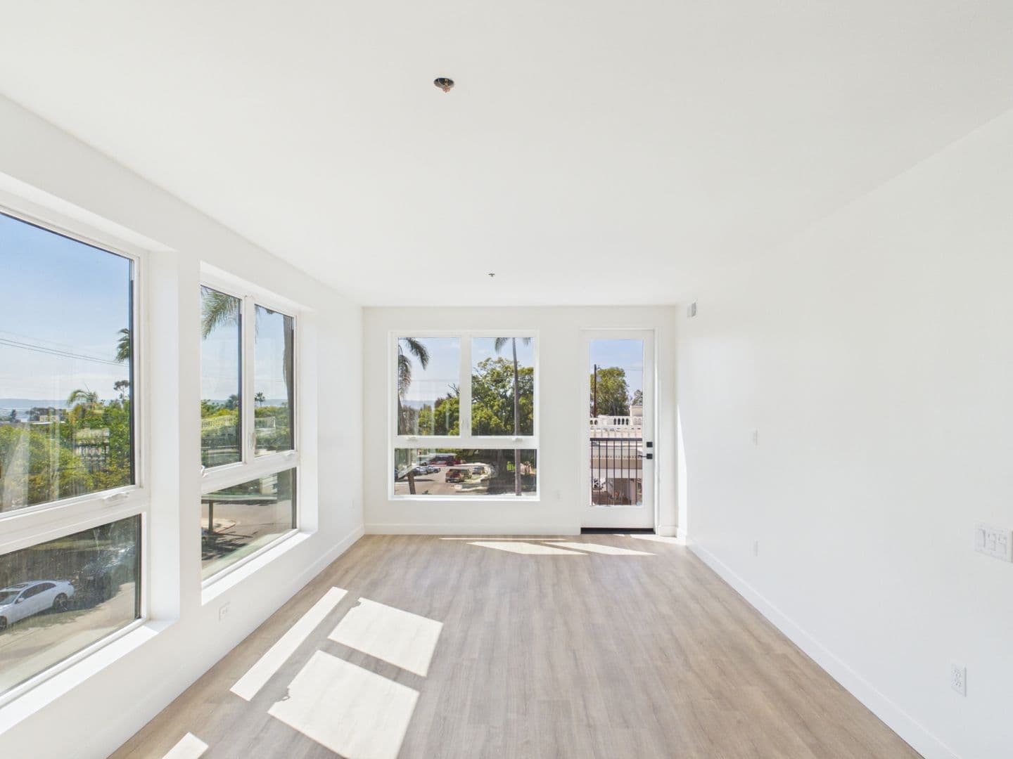 San Diego Apartment: 3104 Third Avenue