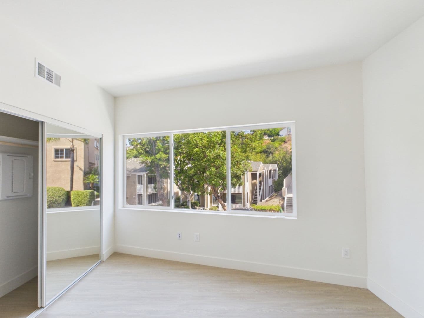 Carlsbad Apartment: 7525-7535 Romeria Street
