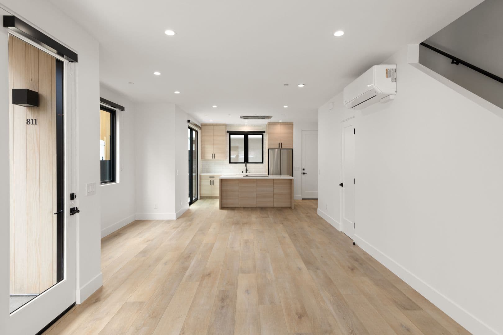 Encinitas Apartment: 811 3rd Street