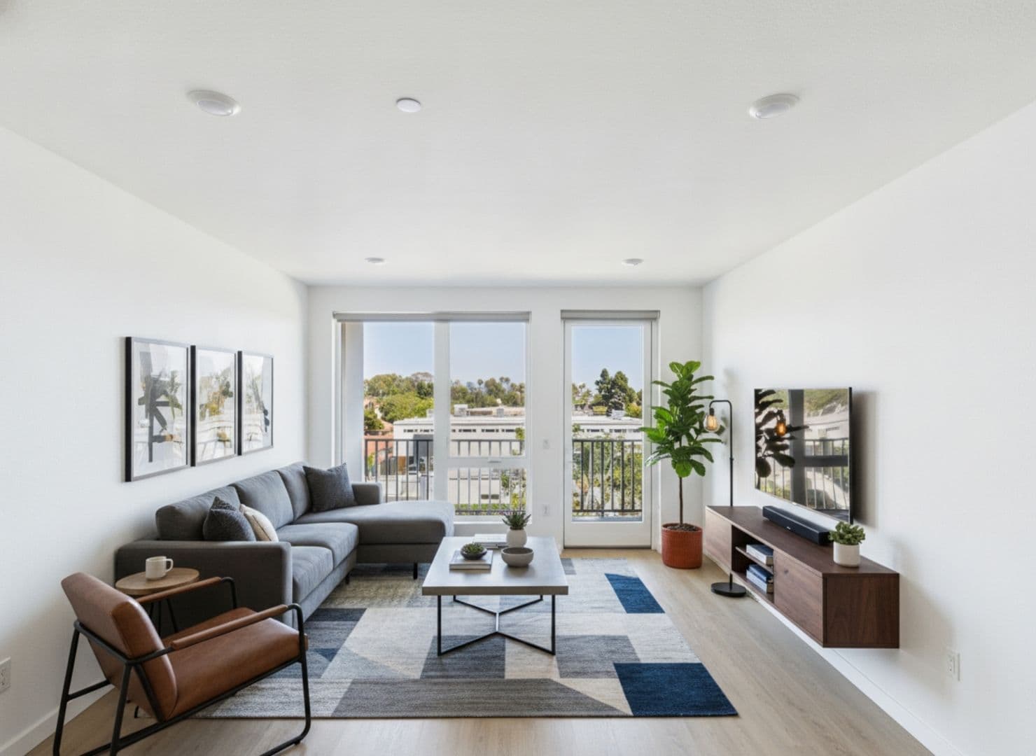 San Diego Apartment: 2844 Lytton Street