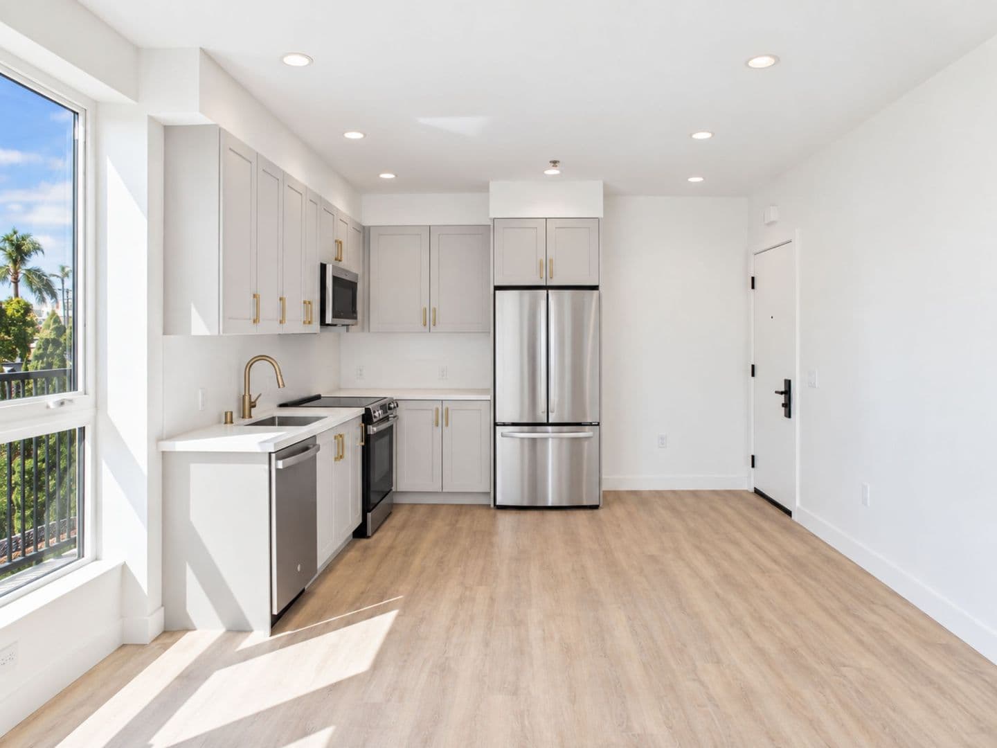San Diego Apartment: 3104 Third Avenue