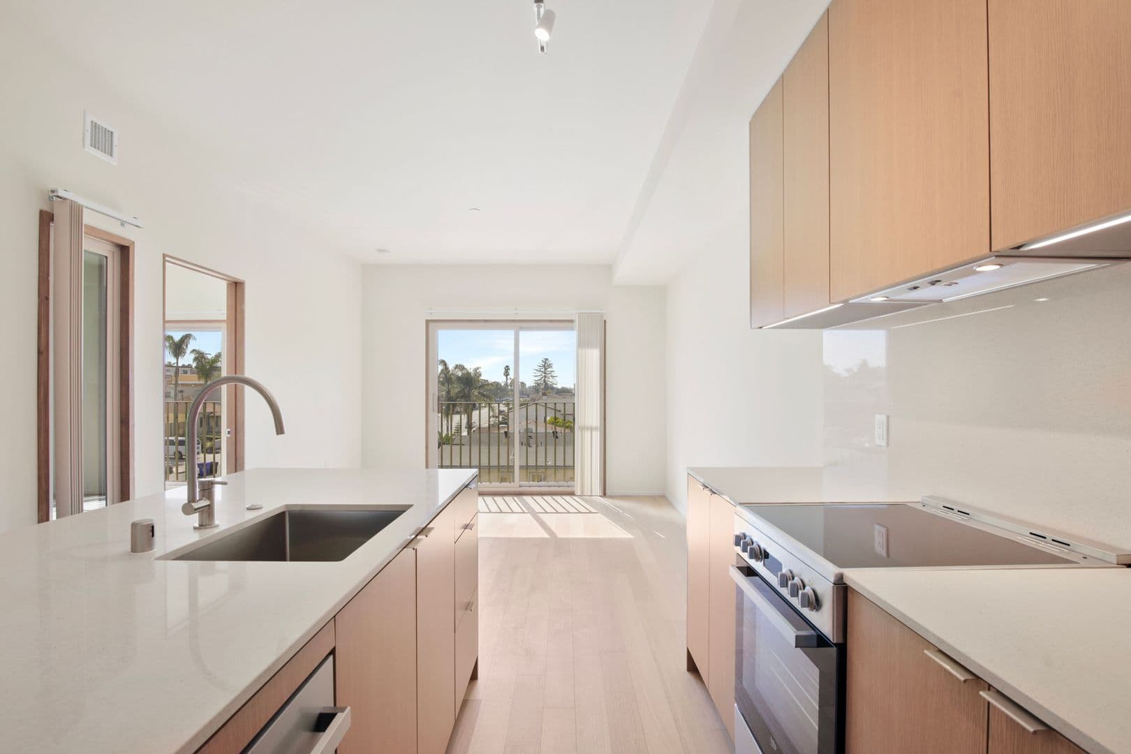 San Diego Apartment: 2028 Howard Avenue