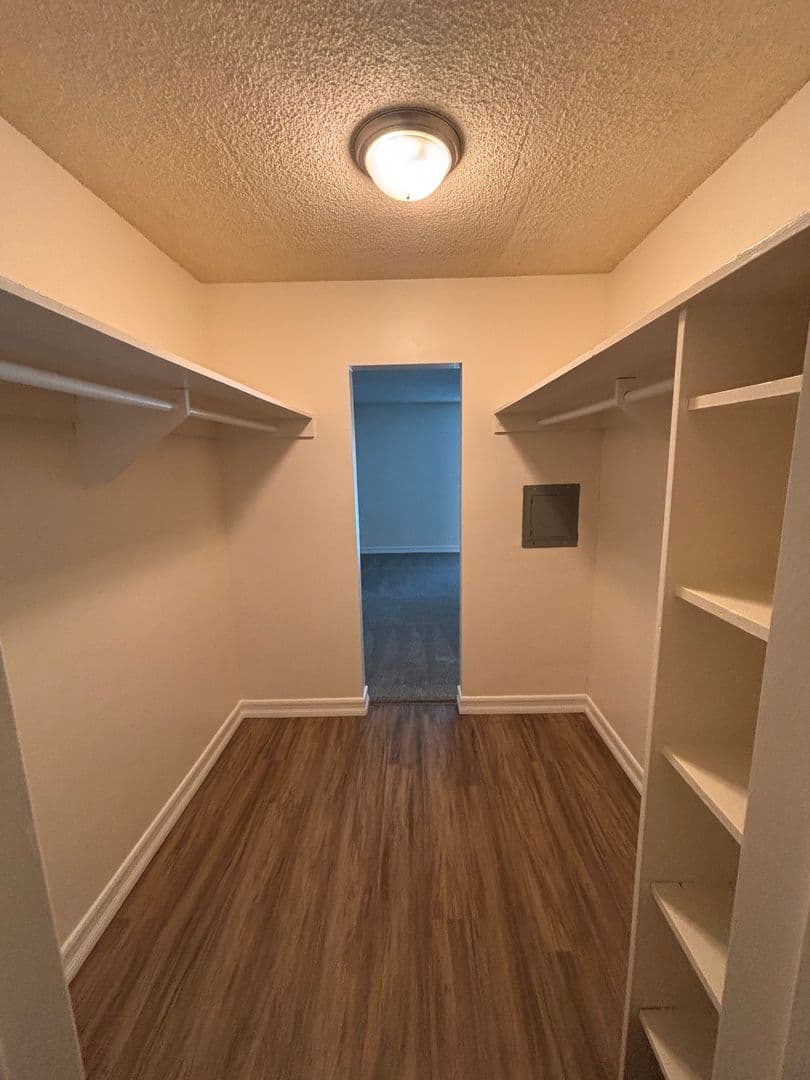 San Diego Apartment: 5722 University Avenue