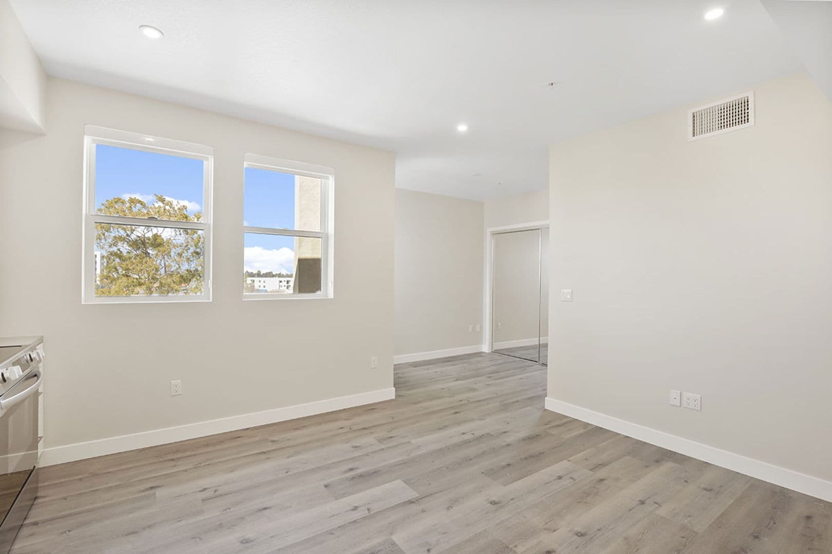 San Diego Apartment: 4222 Georgia Street