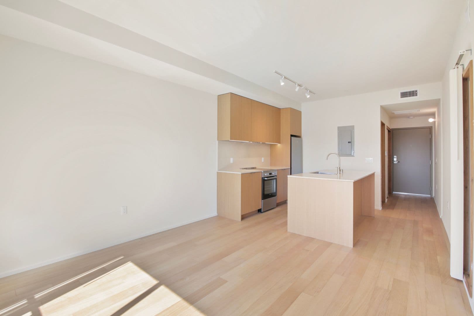 San Diego Apartment: 2028 Howard Avenue
