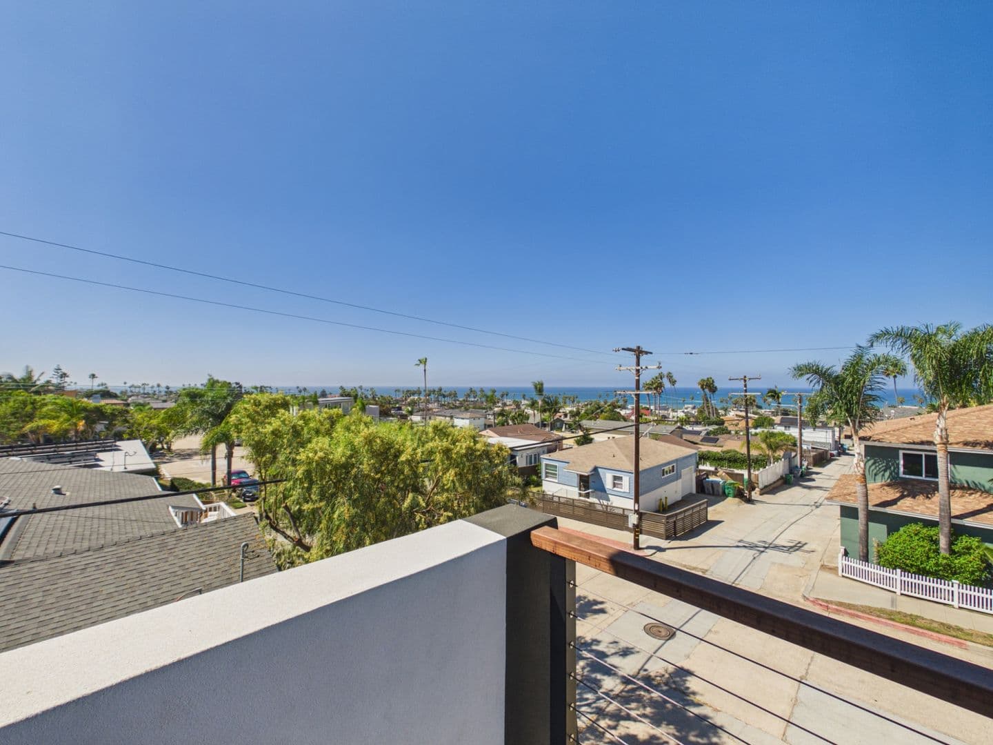 San Diego Apartment: 1485 Froude Street