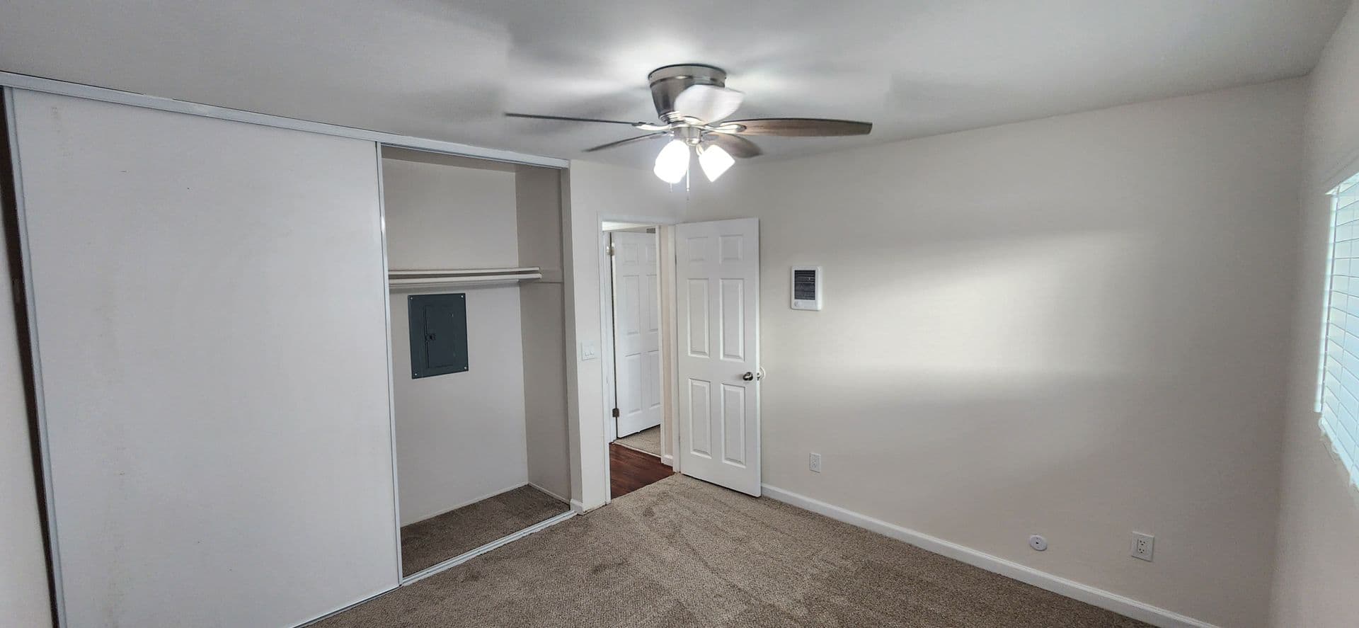 Poway Apartment: 13326 Community Road