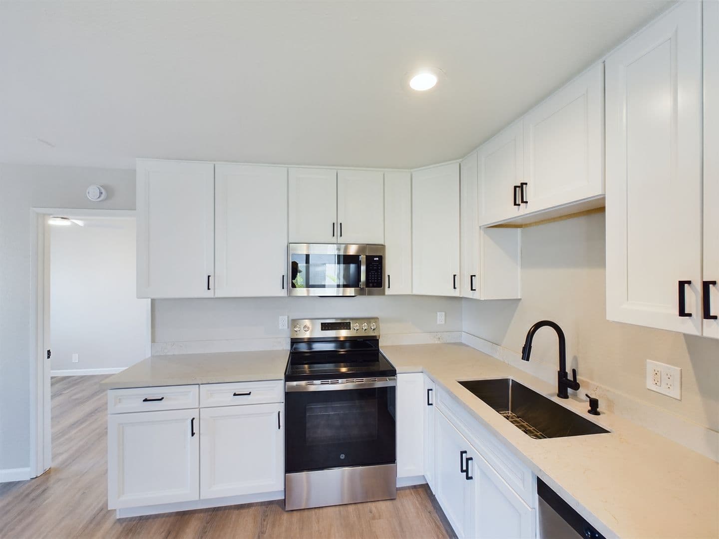 Encinitas Apartment: 185 Saxony Road