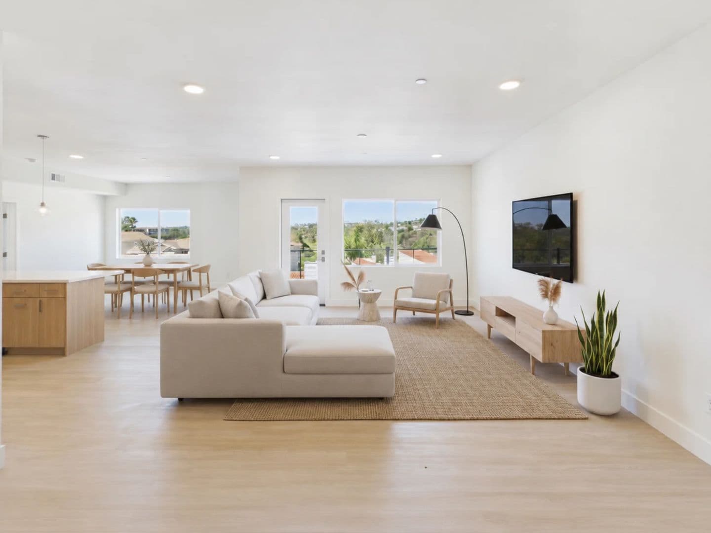 Carlsbad Apartment: 7525-7535 Romeria Street