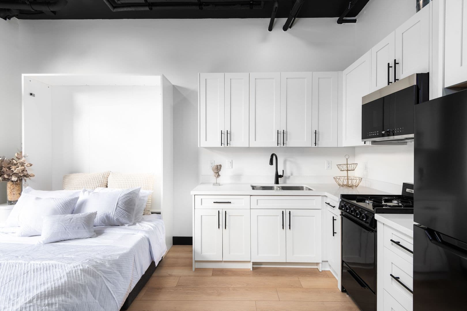 San Diego Apartment: 945 4th Avenue