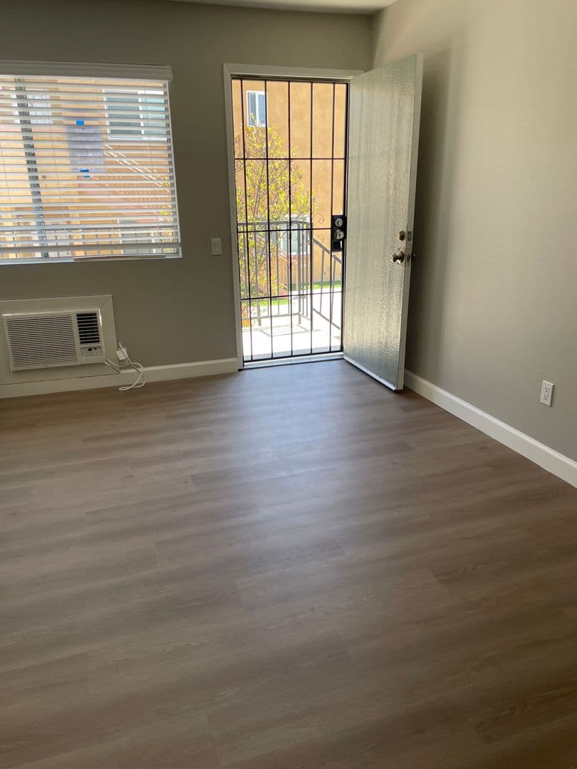 El Cajon Apartment: 1113 Greenfield Drive
