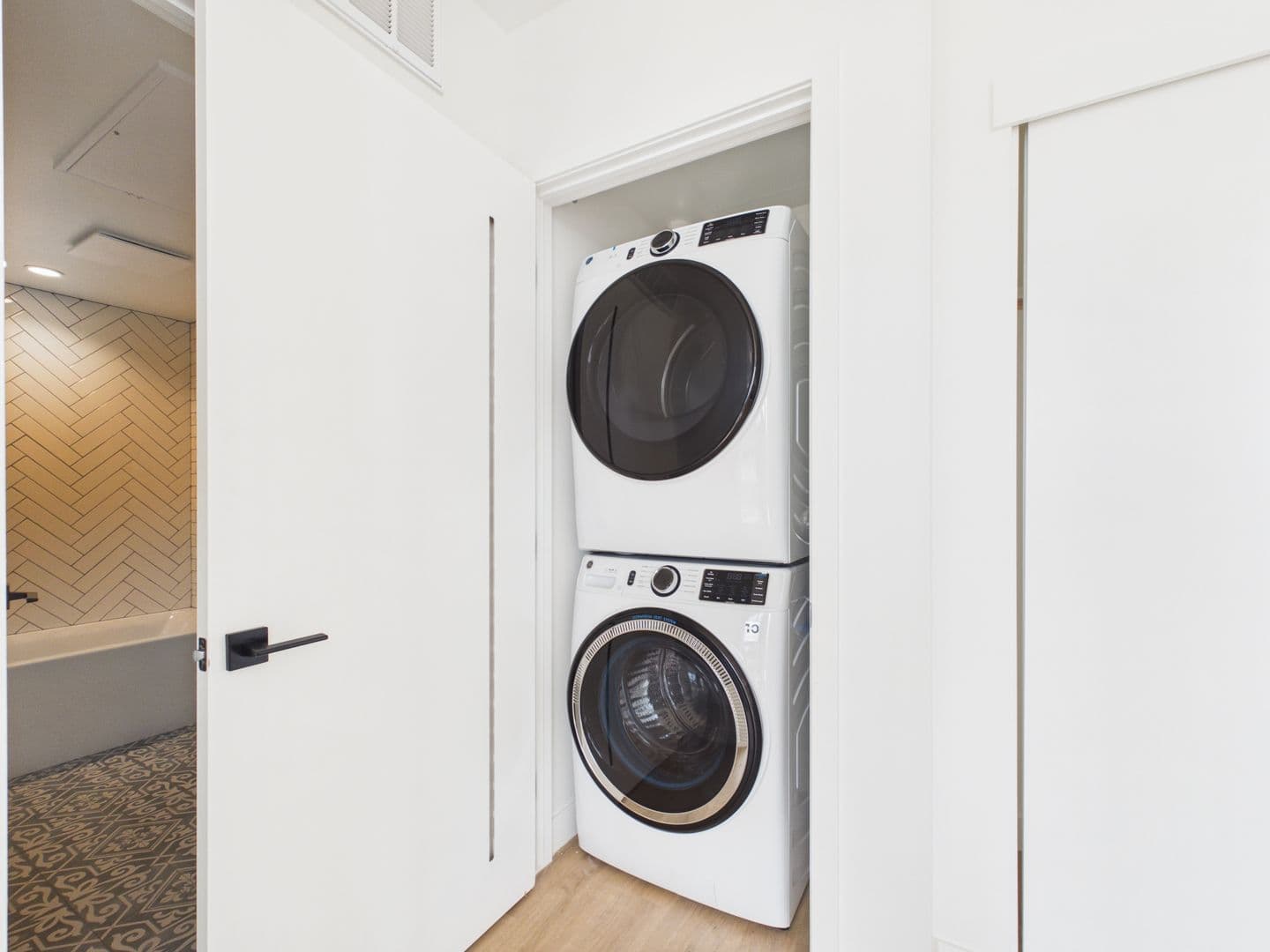 San Diego Apartment: 3104 Third Avenue