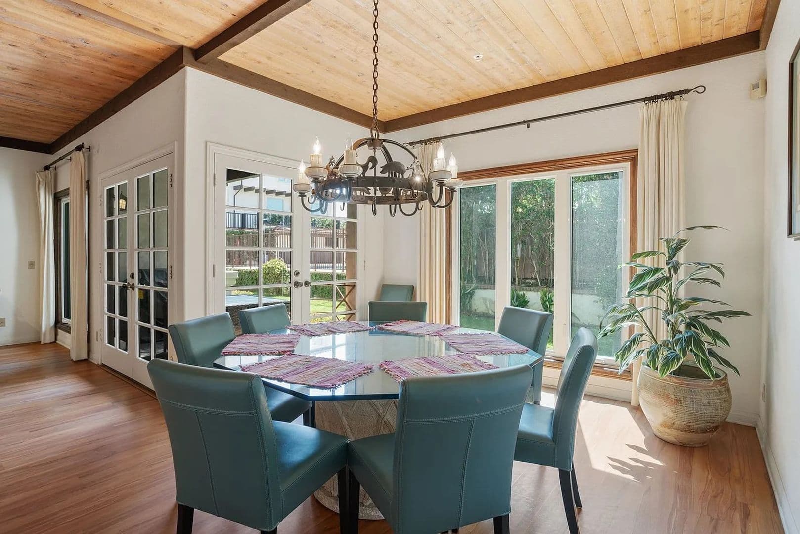 Encinitas Apartment: 120 5th Street