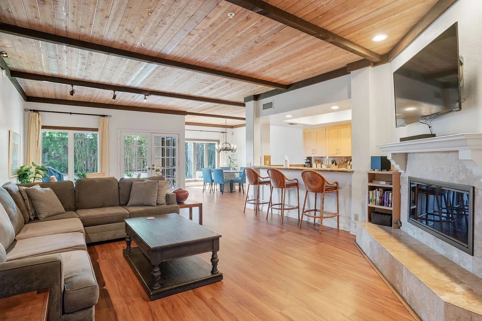 Encinitas Apartment: 120 5th Street