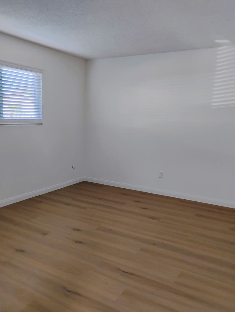 Imperial Beach Apartment: 1348 Iris Avenue