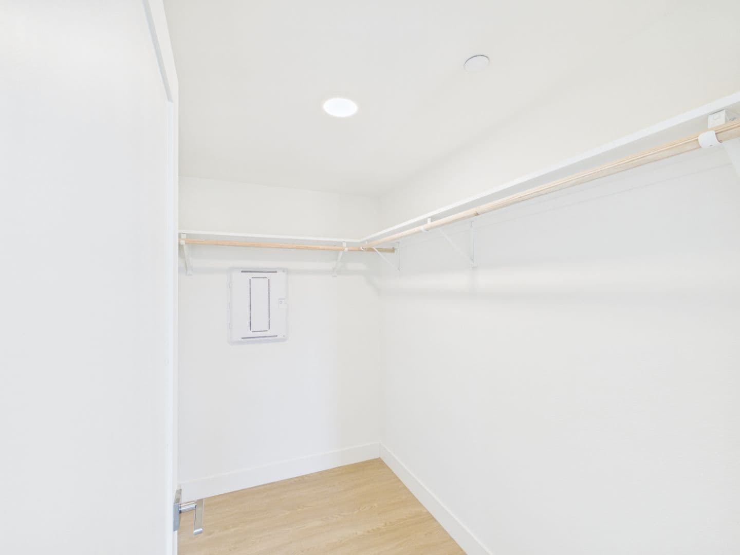 Carlsbad Apartment: 7525-7535 Romeria Street