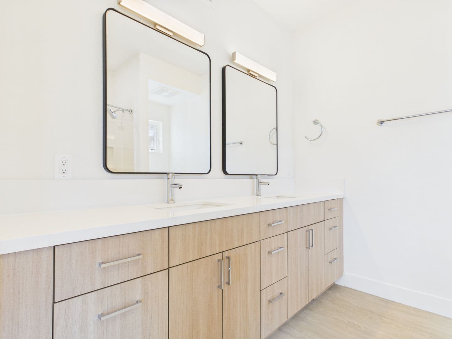 Carlsbad Apartment: 7525-7535 Romeria Street