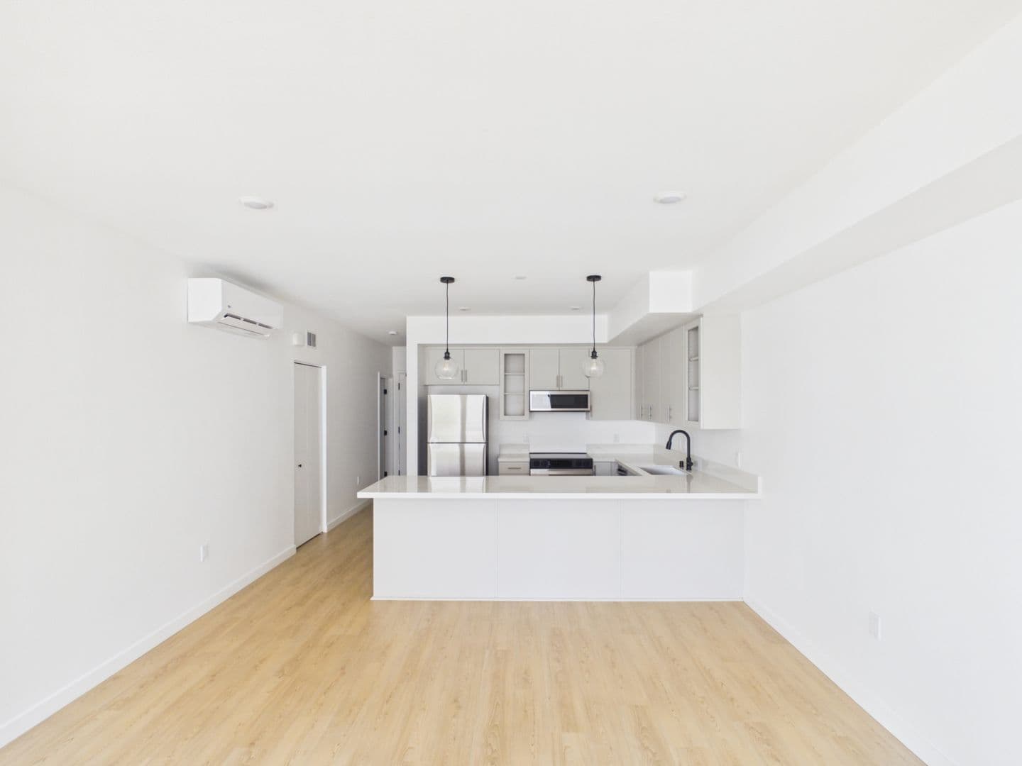 San Diego Apartment: 2844 Lytton Street