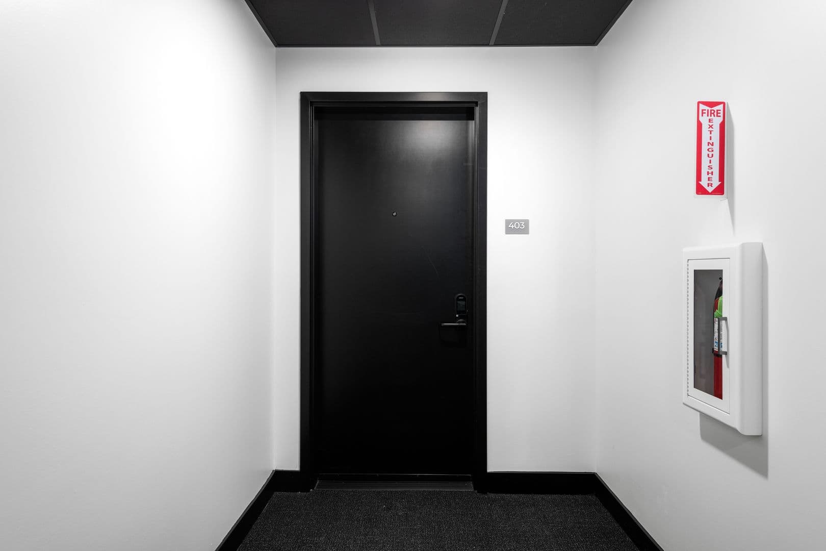San Diego Apartment: 945 4th Avenue