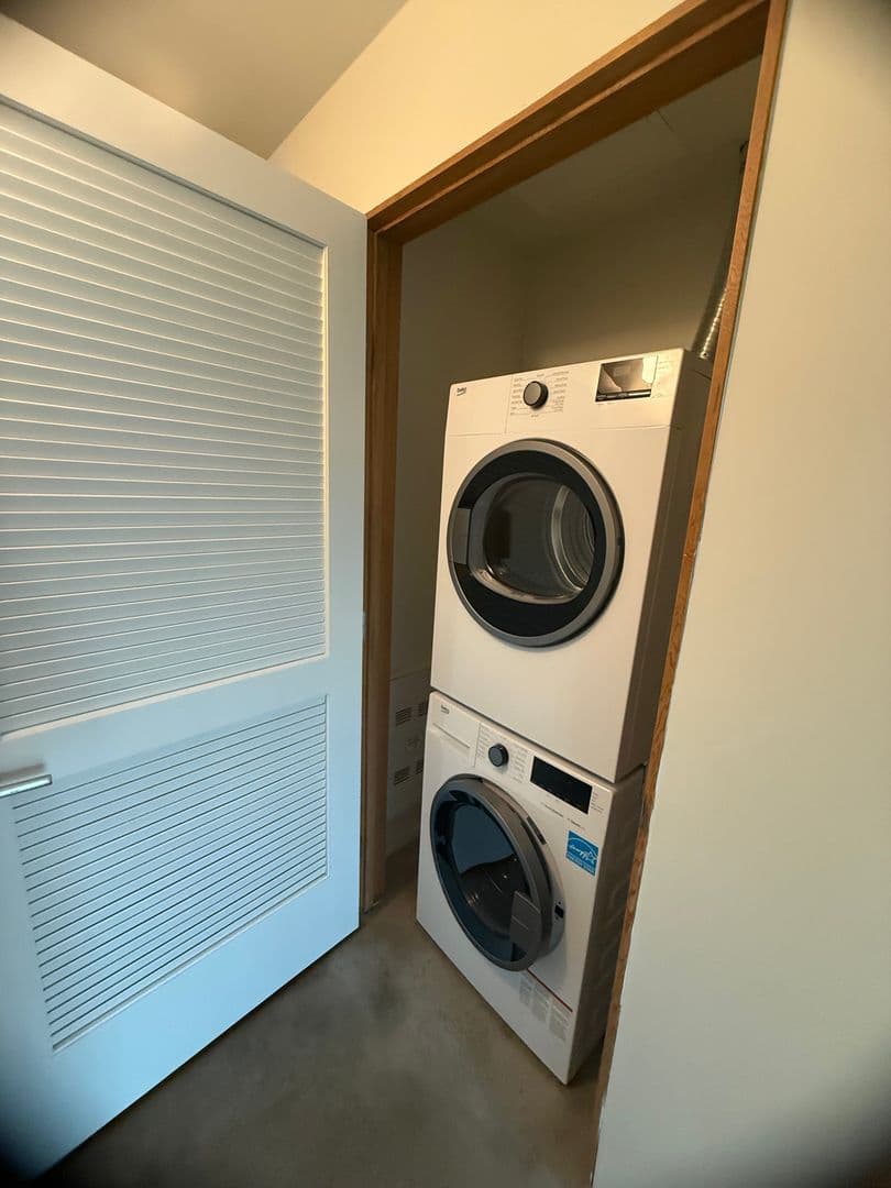 San Diego Apartment: 2028 Howard Avenue