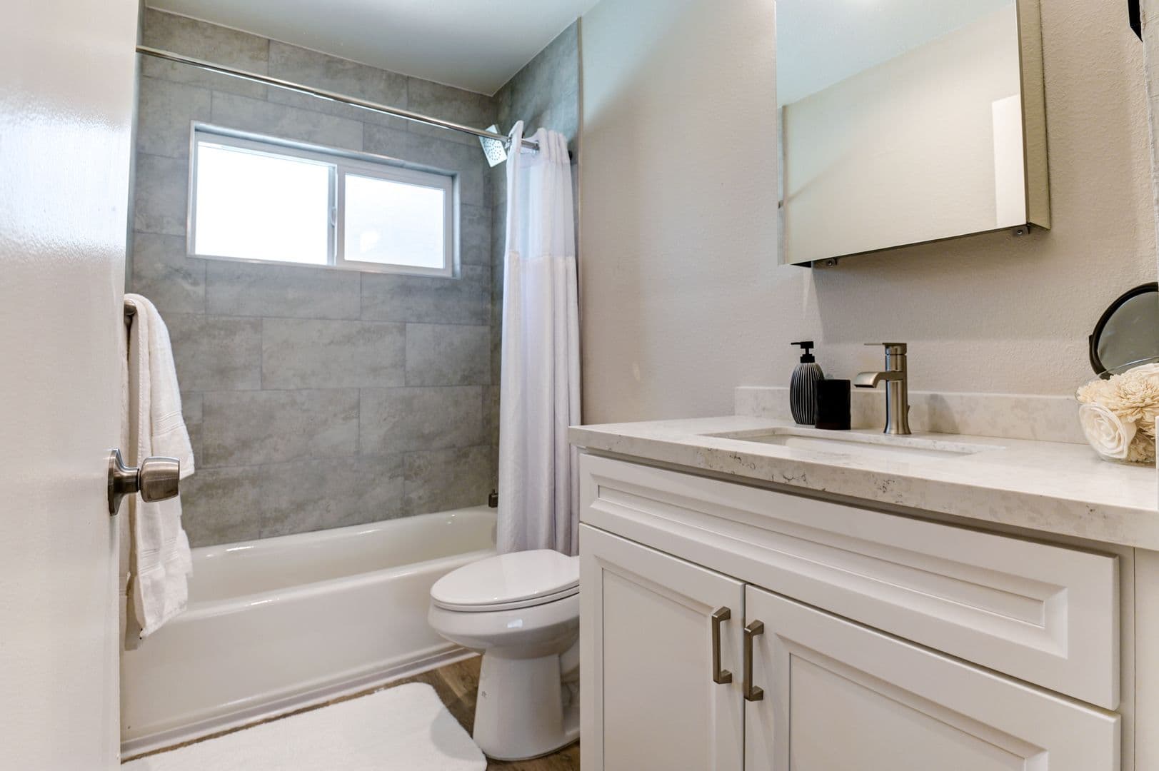 Poway Apartment: 13221 Carriage Road