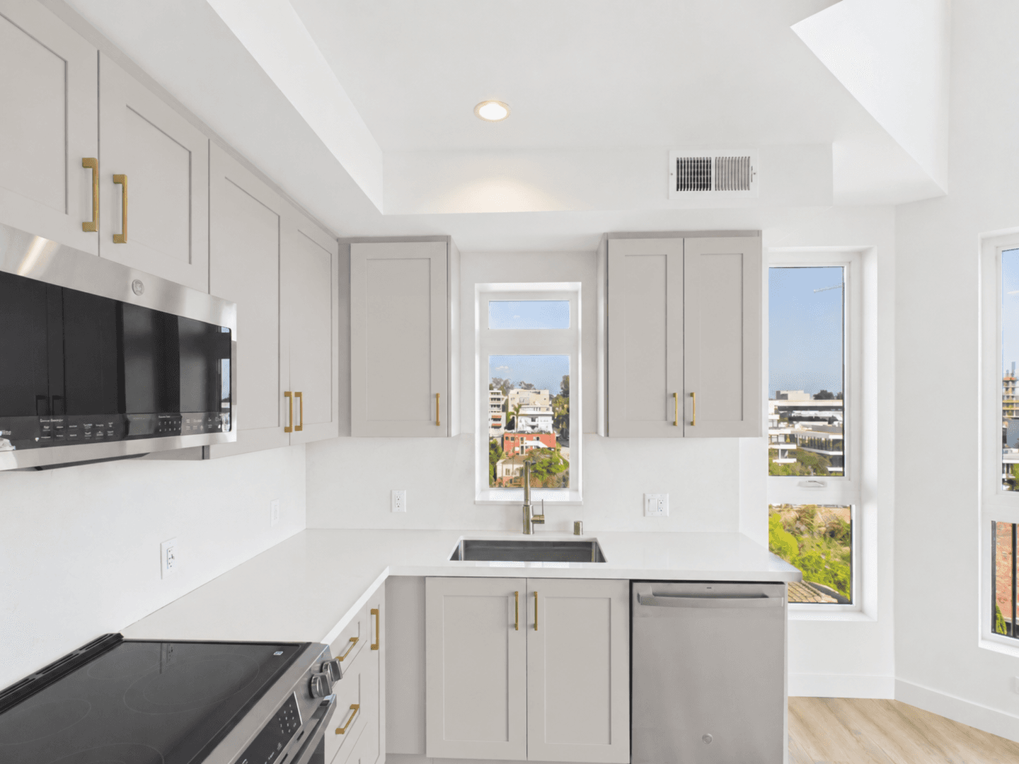 San Diego Apartment: 3104 Third Avenue