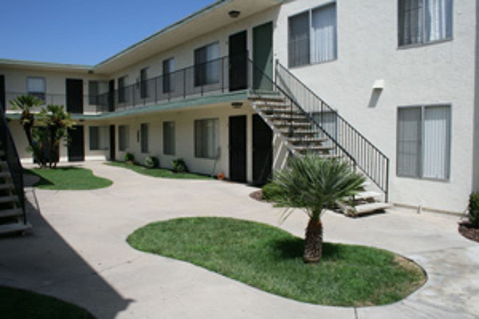San Diego Apartment: 8421 Carlisle Drive