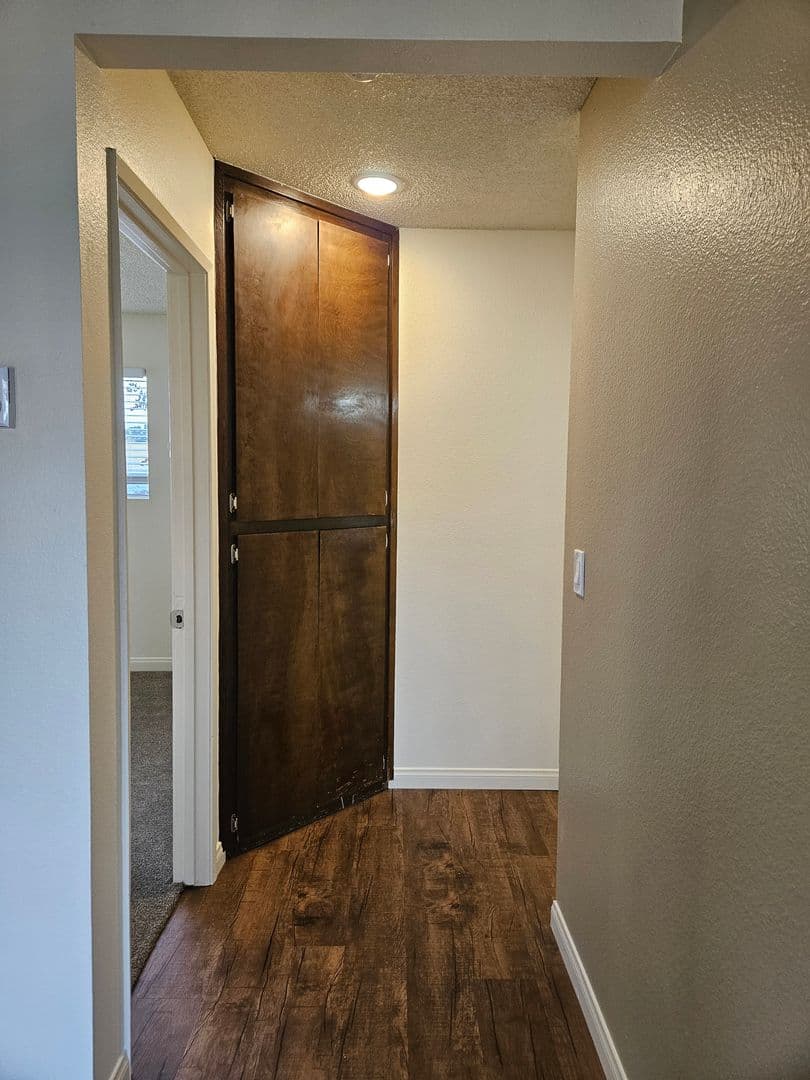 Chula Vista Apartment: 1051 Del Mar Avenue