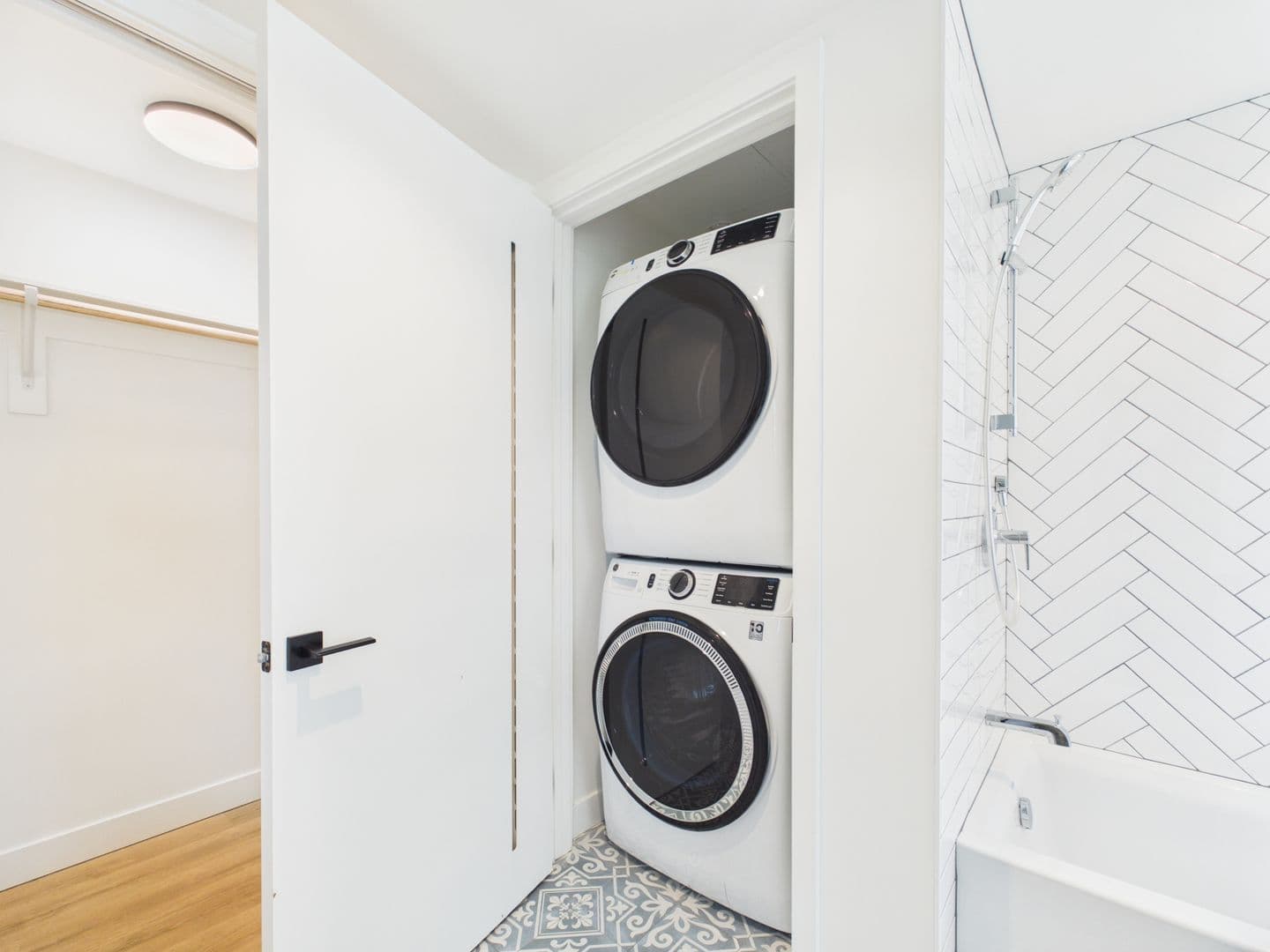 San Diego Apartment: 3104 Third Avenue