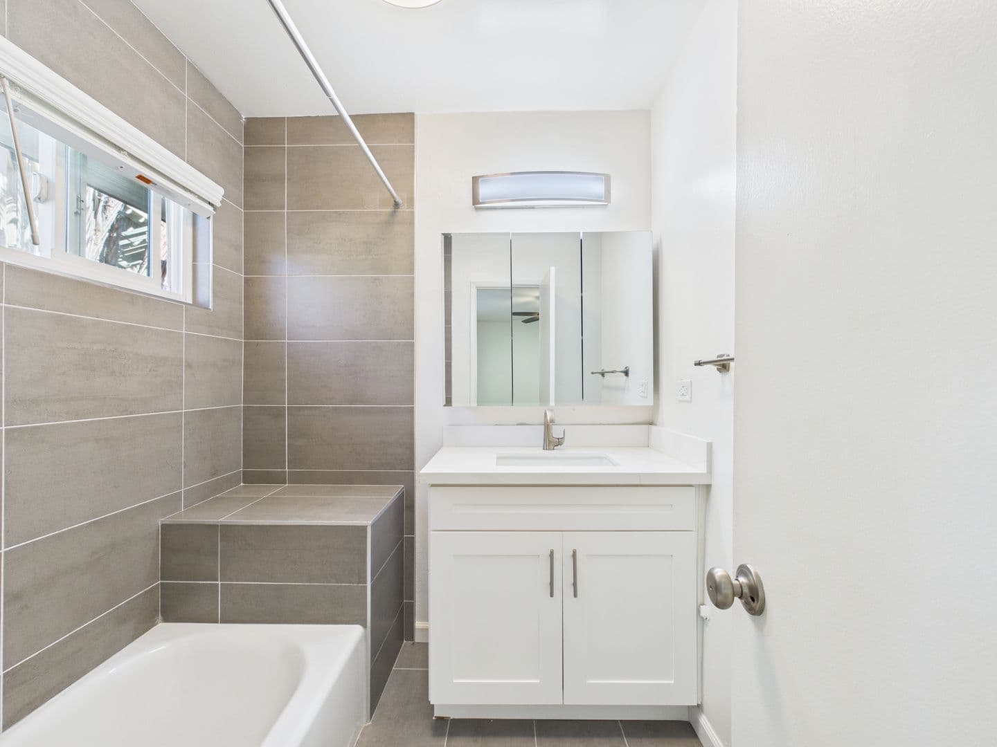 Encinitas Apartment: 330 W I Street