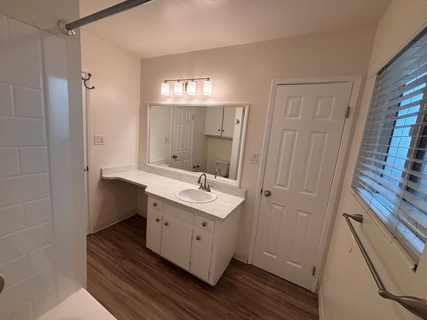 San Diego Apartment: 5722 University Avenue