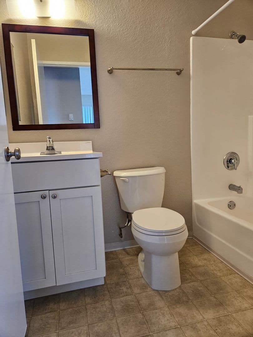 Chula Vista Apartment: 535-537 G Street