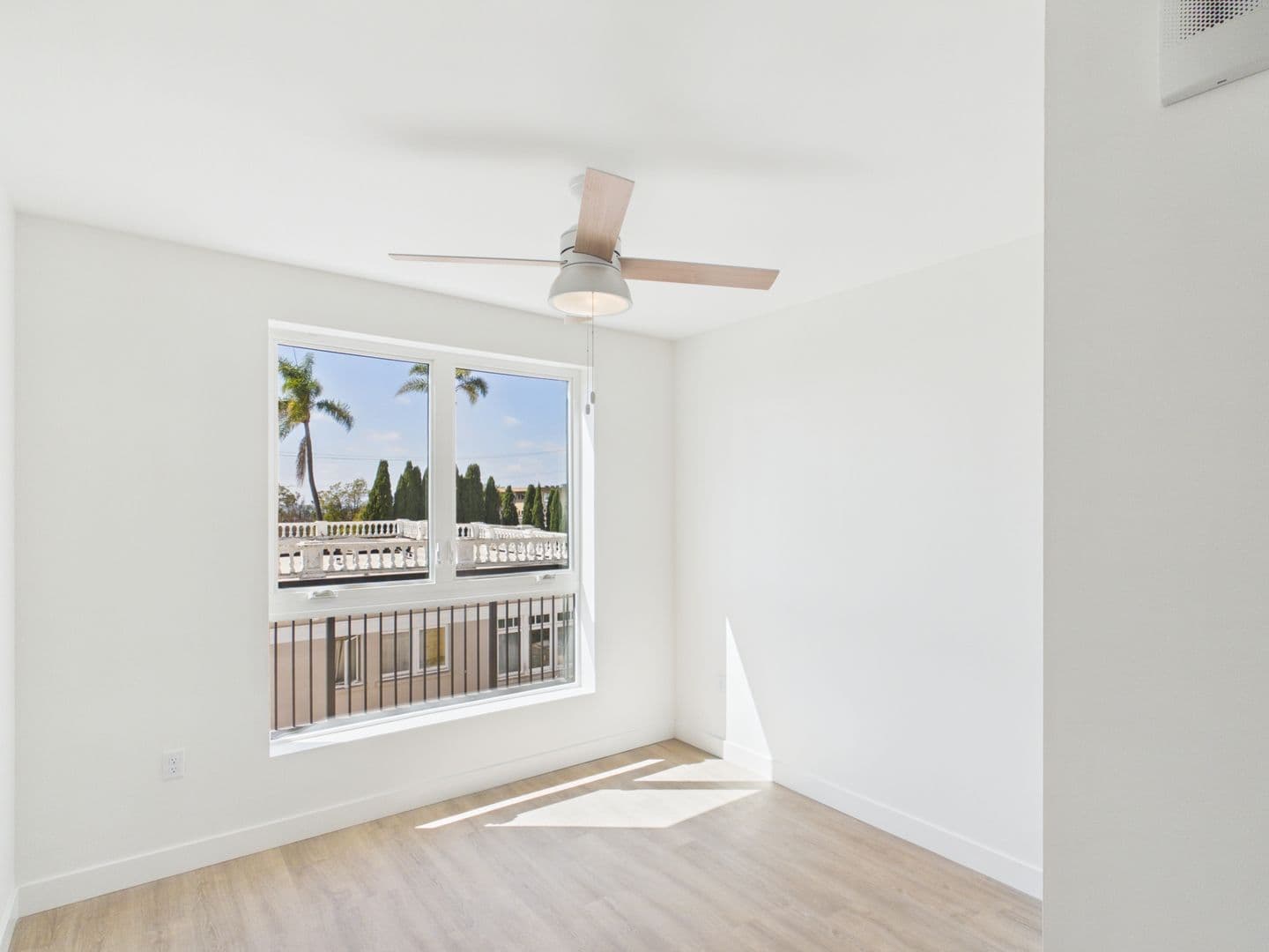 San Diego Apartment: 3104 Third Avenue