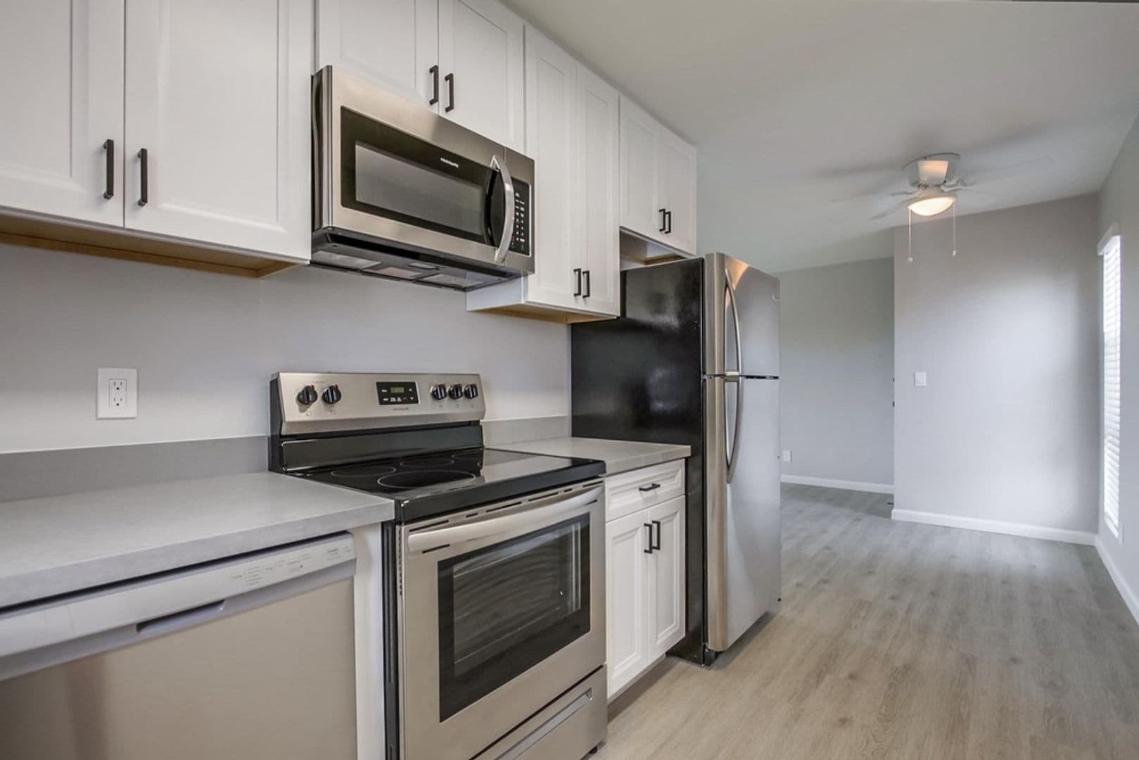San Diego Apartment: 1650 Emerald Street