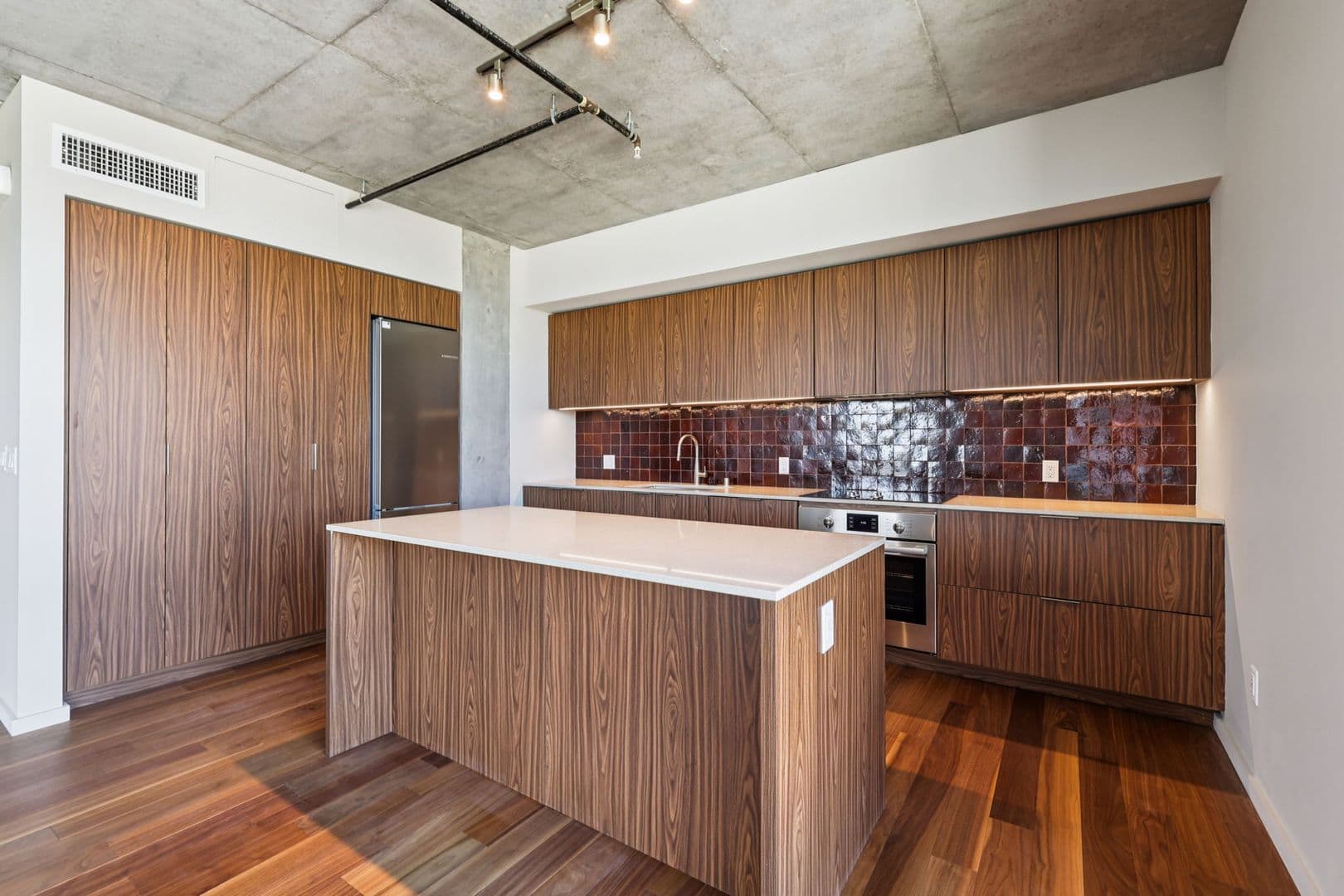 San Diego Apartment: 2710 Third Avenue