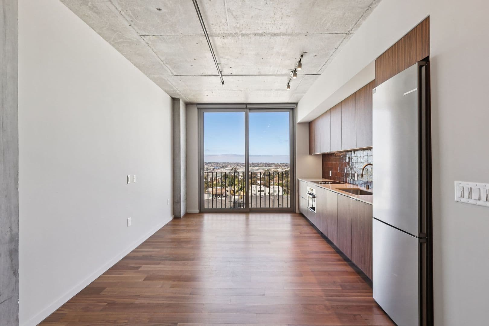 San Diego Apartment: 2710 Third Avenue