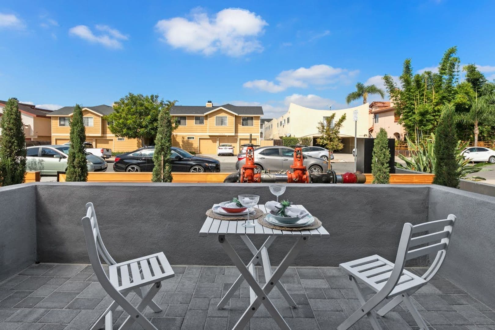 San Diego Apartment: 4551 Hamilton Street