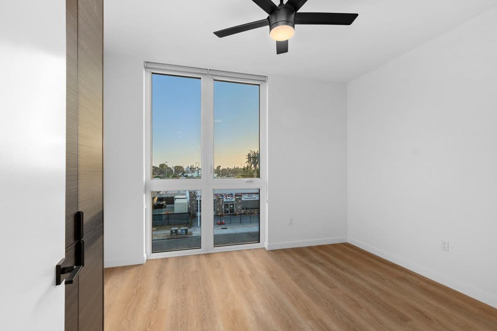National City Apartment: 129-131 National City Boulevard