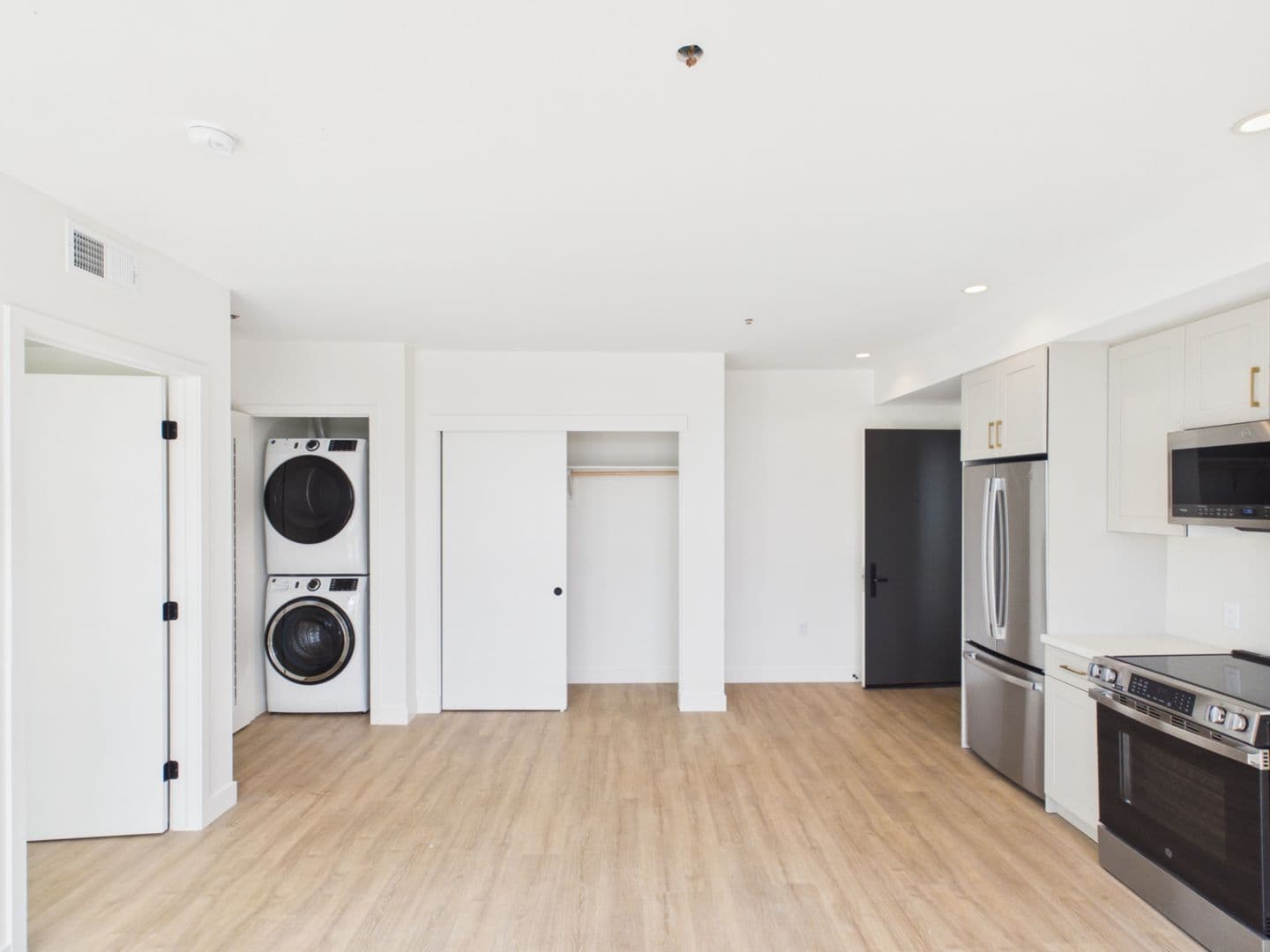 San Diego Apartment: 3104 Third Avenue