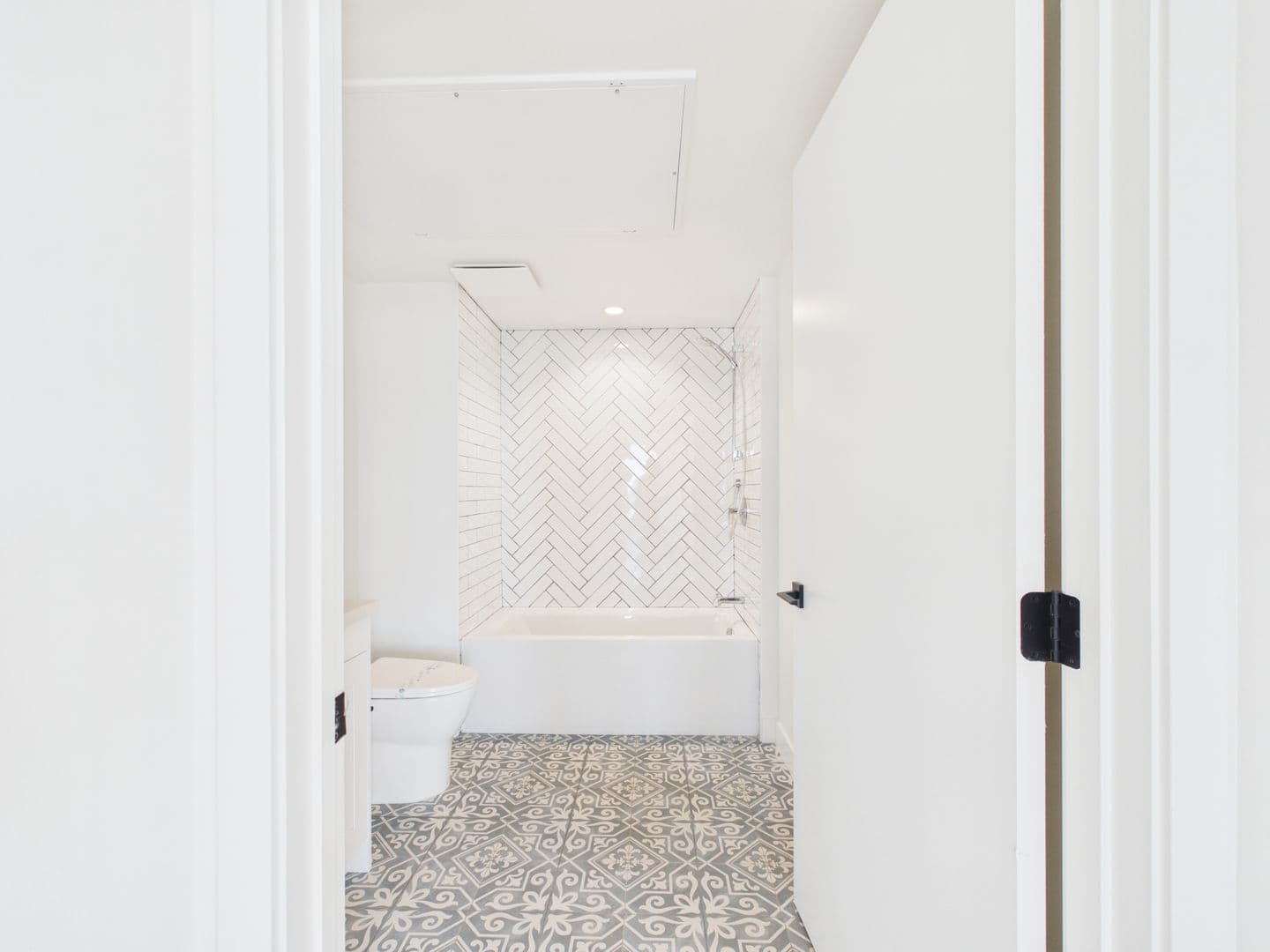 San Diego Apartment: 3104 Third Avenue