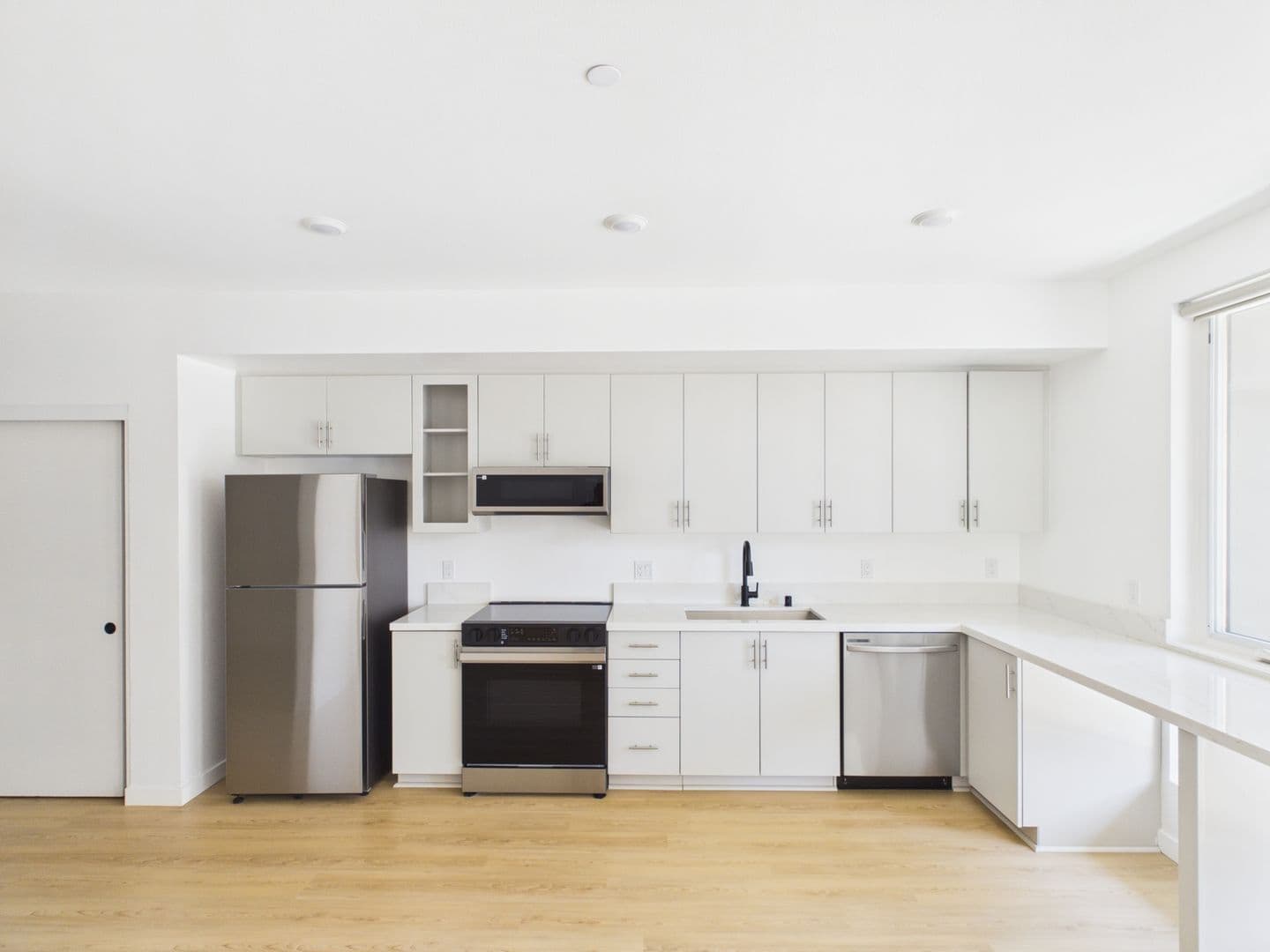 San Diego Apartment: 2844 Lytton Street