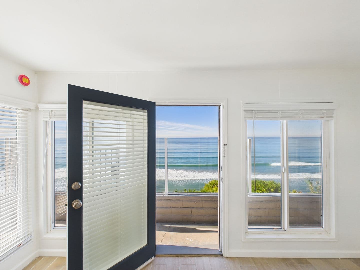 Encinitas Apartment: 330 W I Street