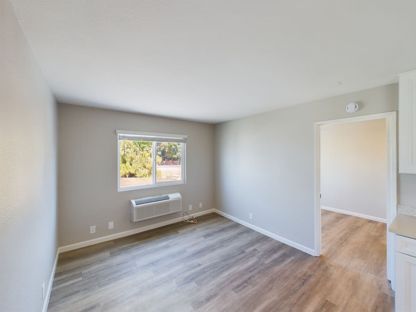 Encinitas Apartment: 185 Saxony Road