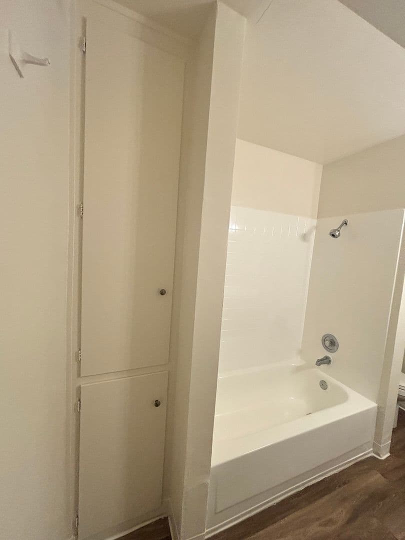 San Diego Apartment: 5722 University Avenue