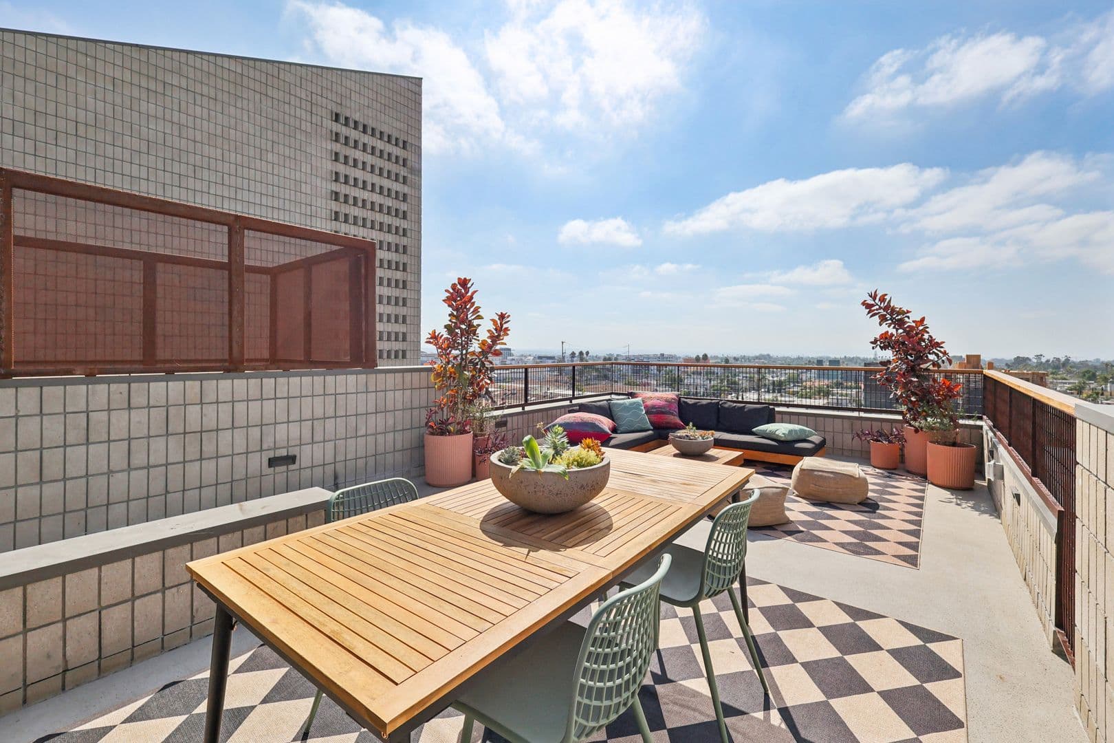 San Diego Apartment: 2820 Polk Avenue