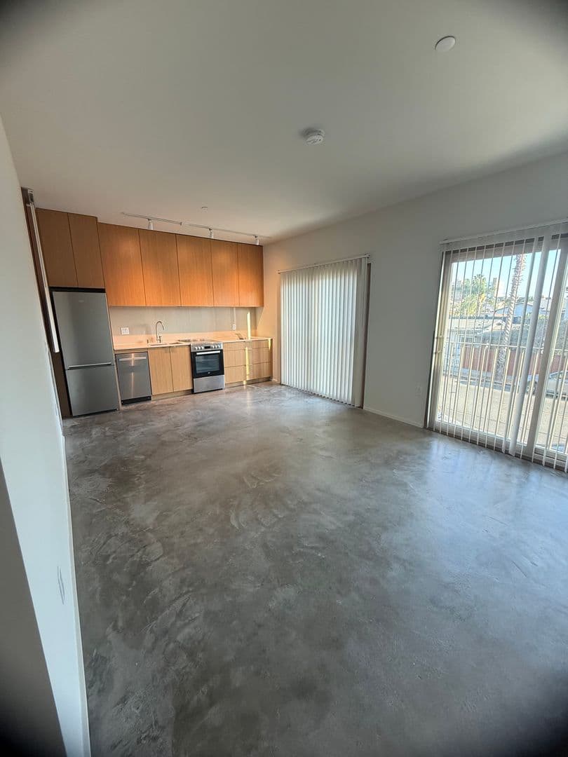 San Diego Apartment: 2028 Howard Avenue
