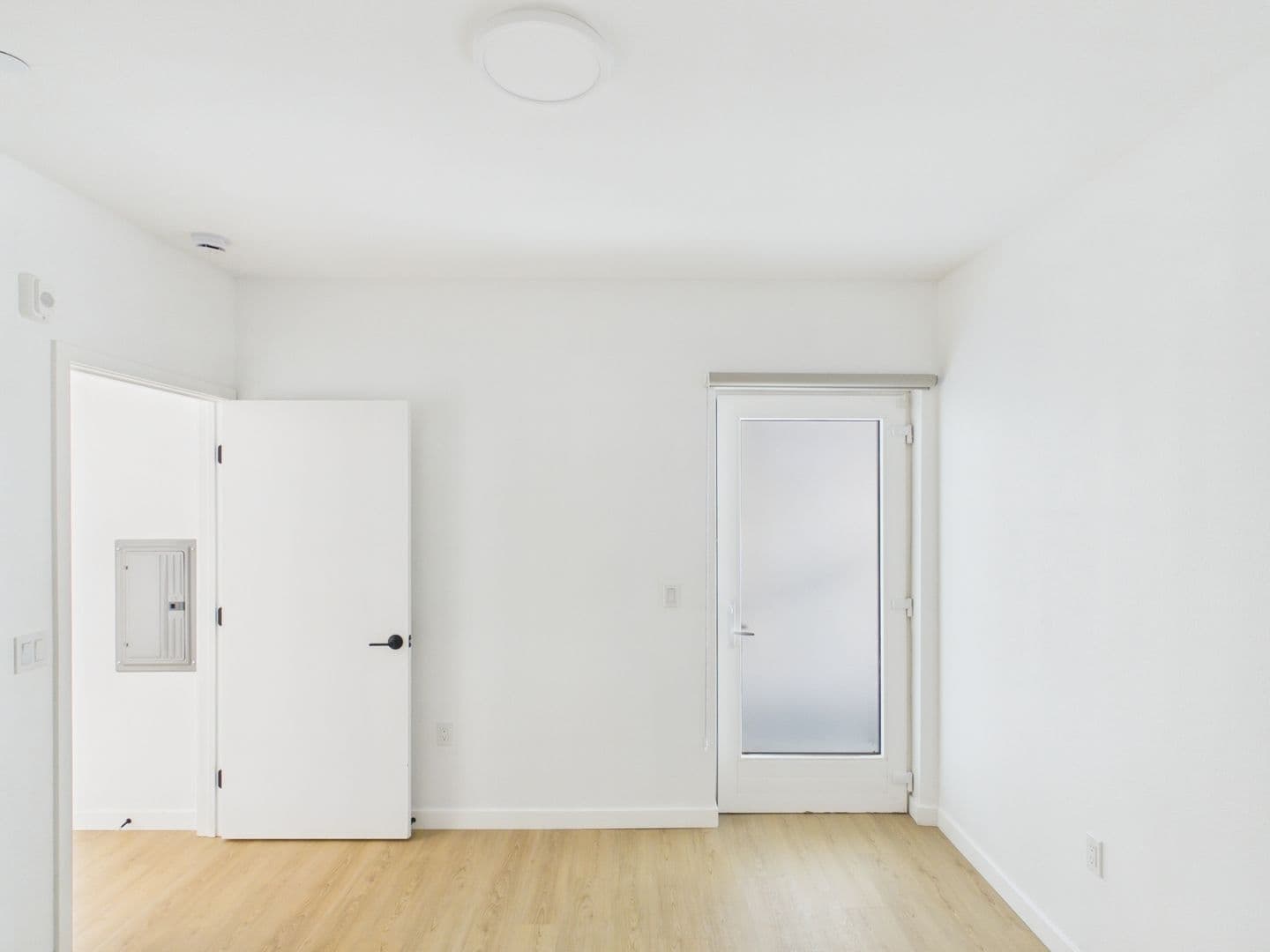 San Diego Apartment: 2844 Lytton Street