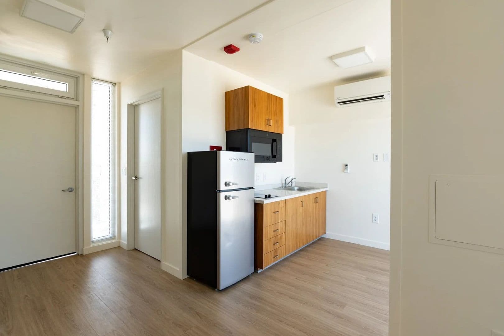 San Diego Apartment: 2955 Commercial Street