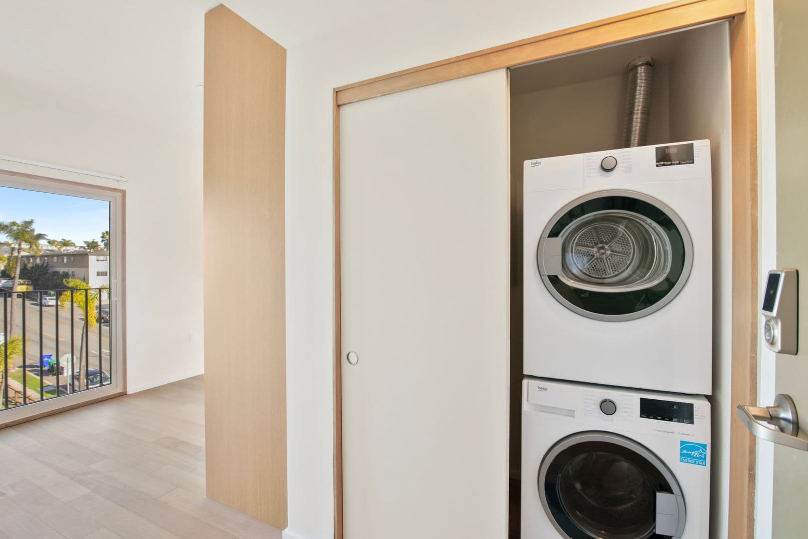 San Diego Apartment: 2028 Howard Avenue